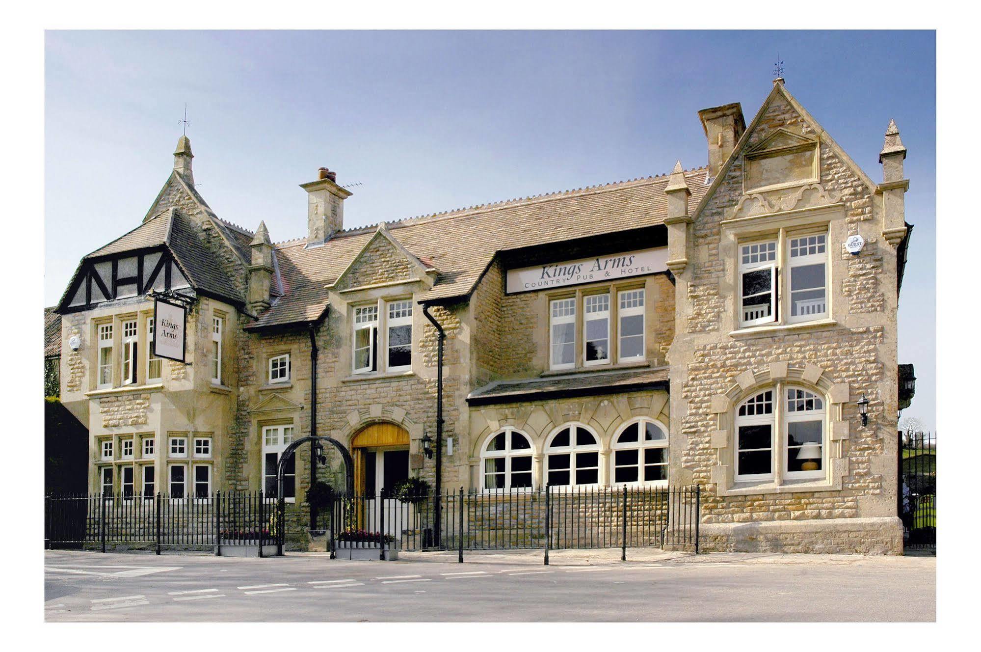 The Kings Arms Hotel Stowel Buitenkant foto
