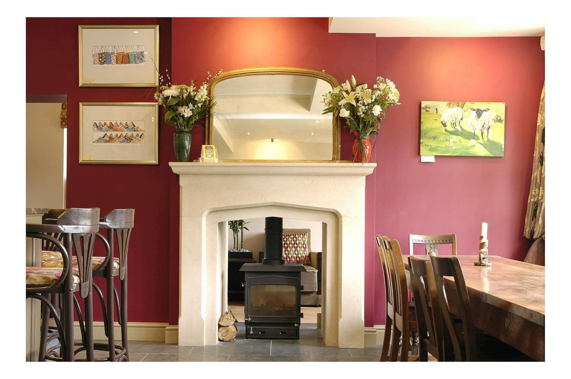 The Kings Arms Hotel Stowel Buitenkant foto